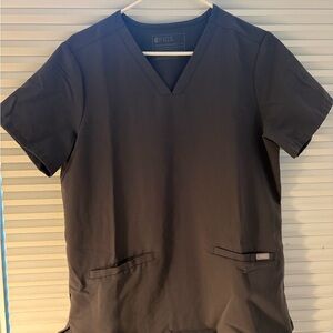 Figs Women’s Casma Three-Pocket Scrub Top medium